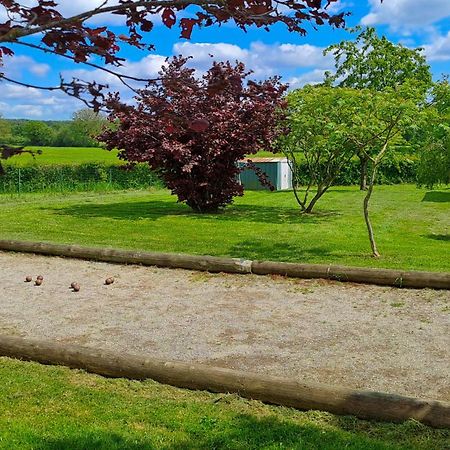 Gite De La Tuilerie Des Garandons Saint-Menoux 外观 照片